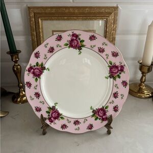 Royal Albert "New Country Roses" 10 1/4”Dinner Plate
